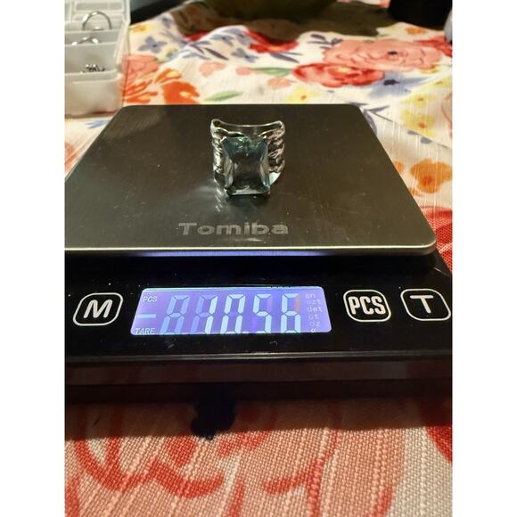 Silpada Silver Ring with Blue Gemstone - Picture 11 of 11